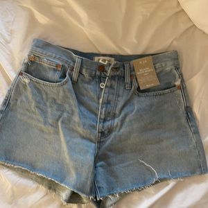 Madewell relaxed curvy denim shorts